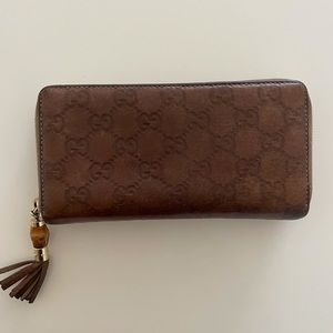 Authentic Gucci Zip Wallet Guccissma Brown Leather